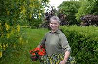 K&auml;thi Reinhard: Friedhofs-G&auml;rtnerin